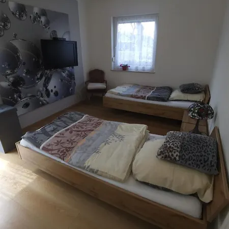 Apartmán Monteurwohnung Oder Ferienwohnung Mit Wlan
